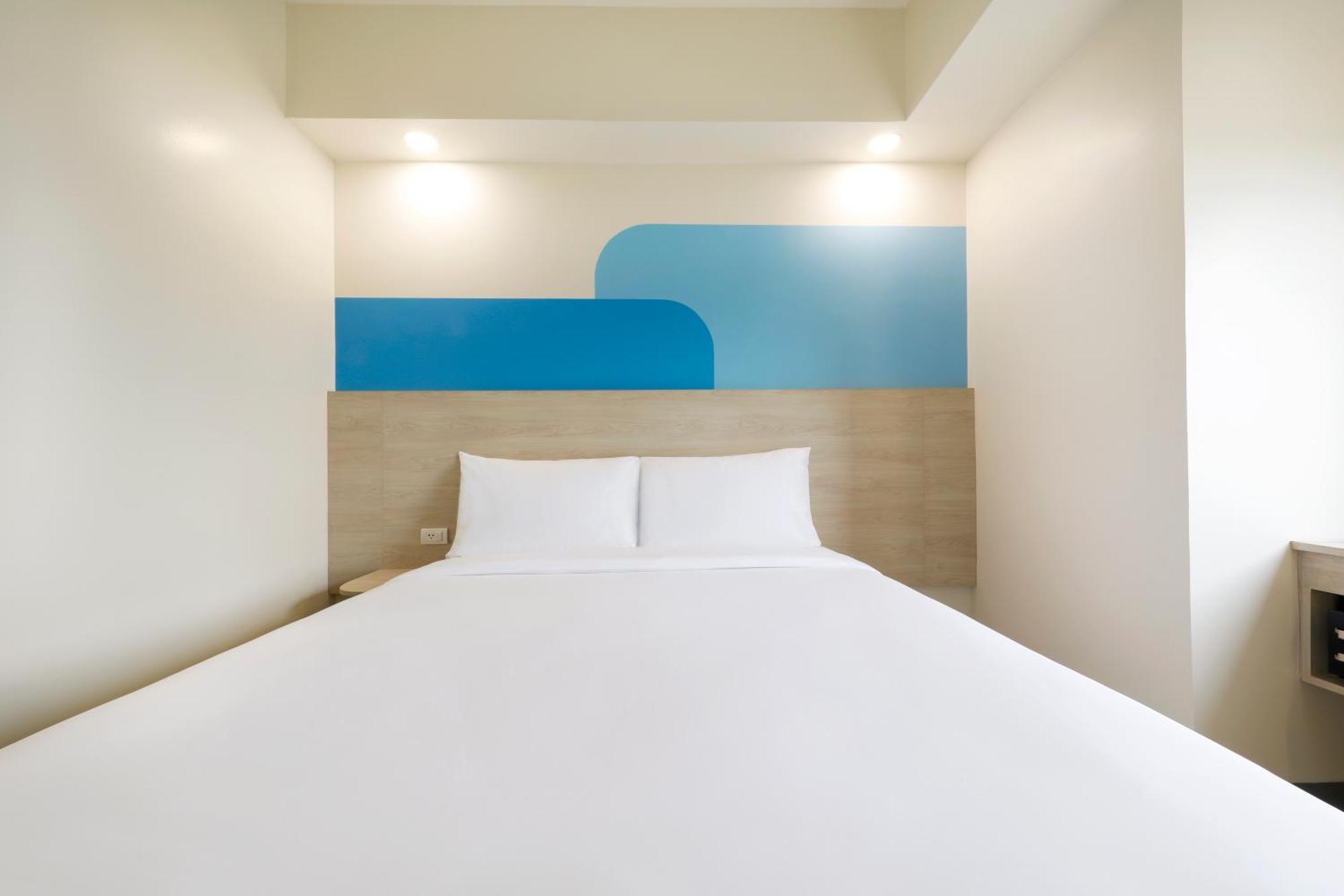 Hop Inn Hotel Iloilo Eksteriør billede